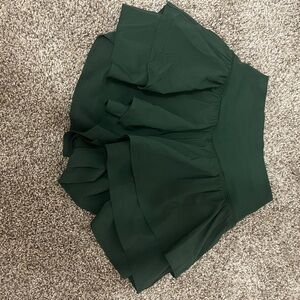 Aerie flowy green athletic shorts